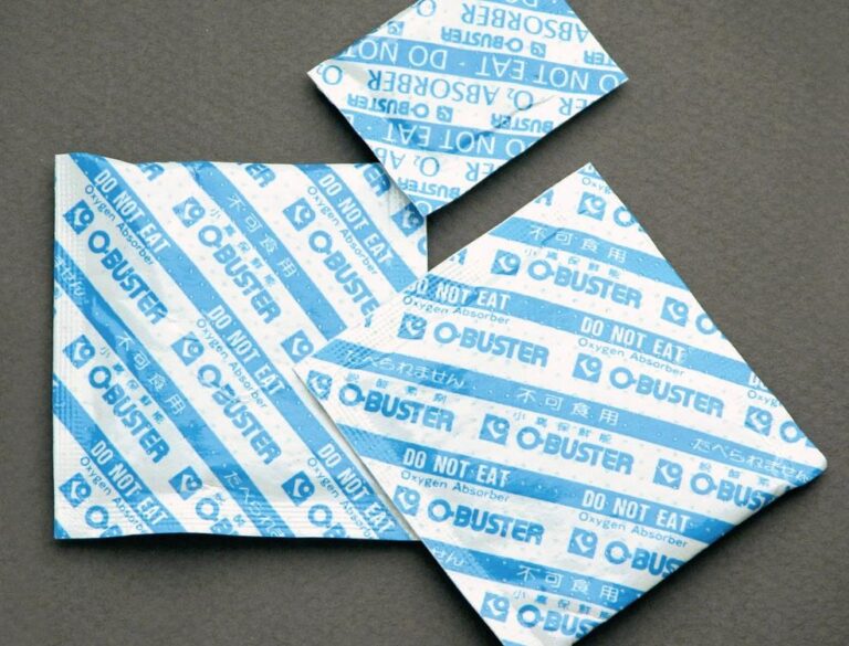 What Happens If You Eat Oxygen Absorber: Health Risks Explained